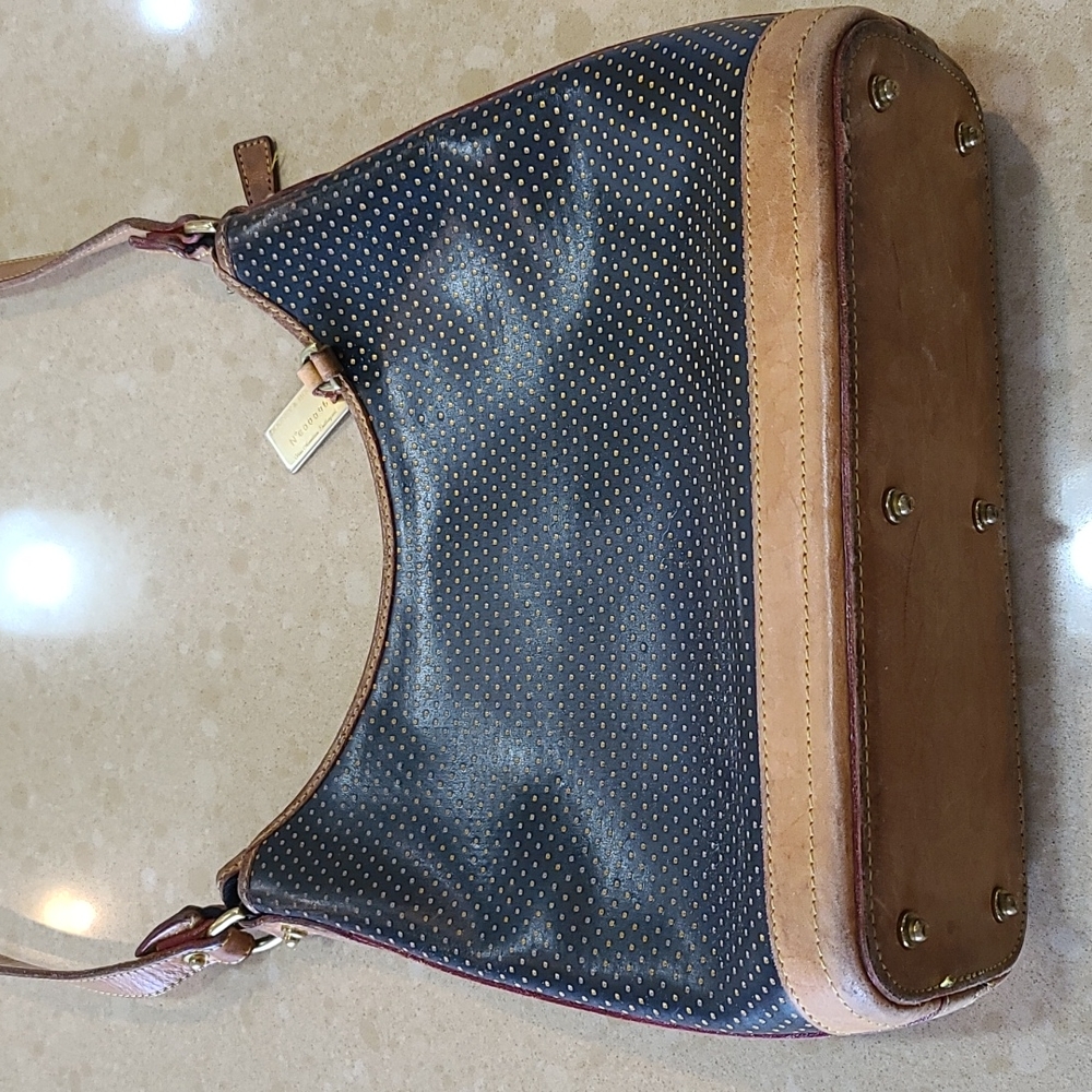 Dooney & Bourke purse